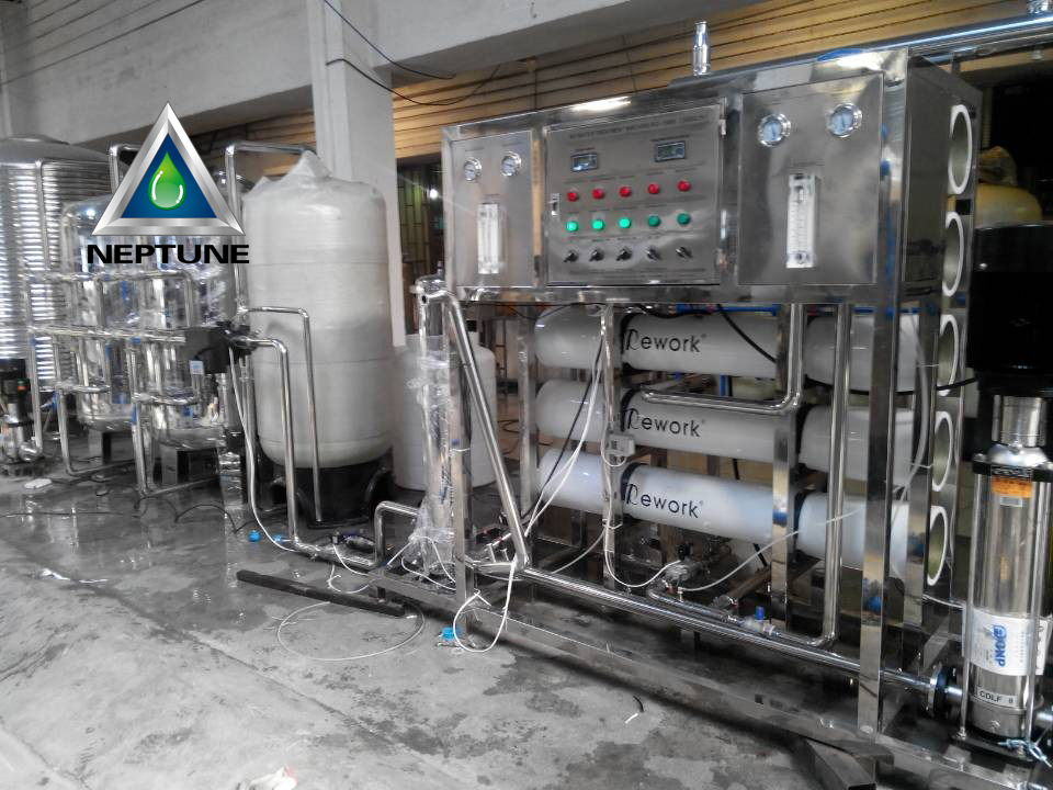 5 Gallon Water Bottling Machine Plant 14 5000LPH RO SYSTEM