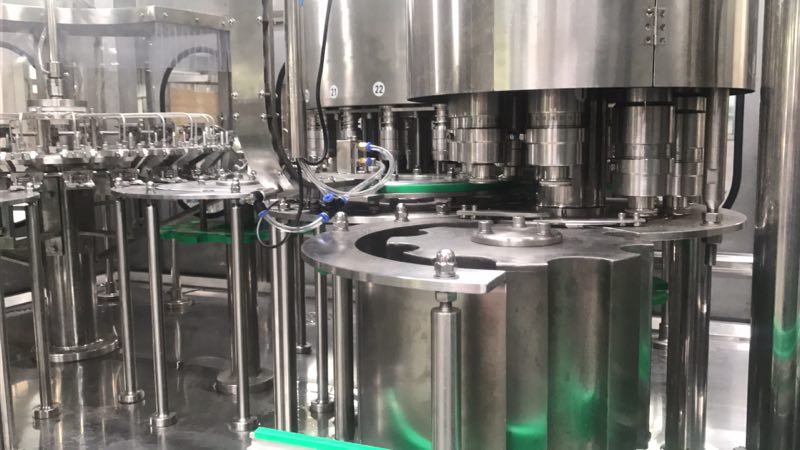 24-24-8 Fast Monoblock Bottle Filling Machine 3 8psc capper head