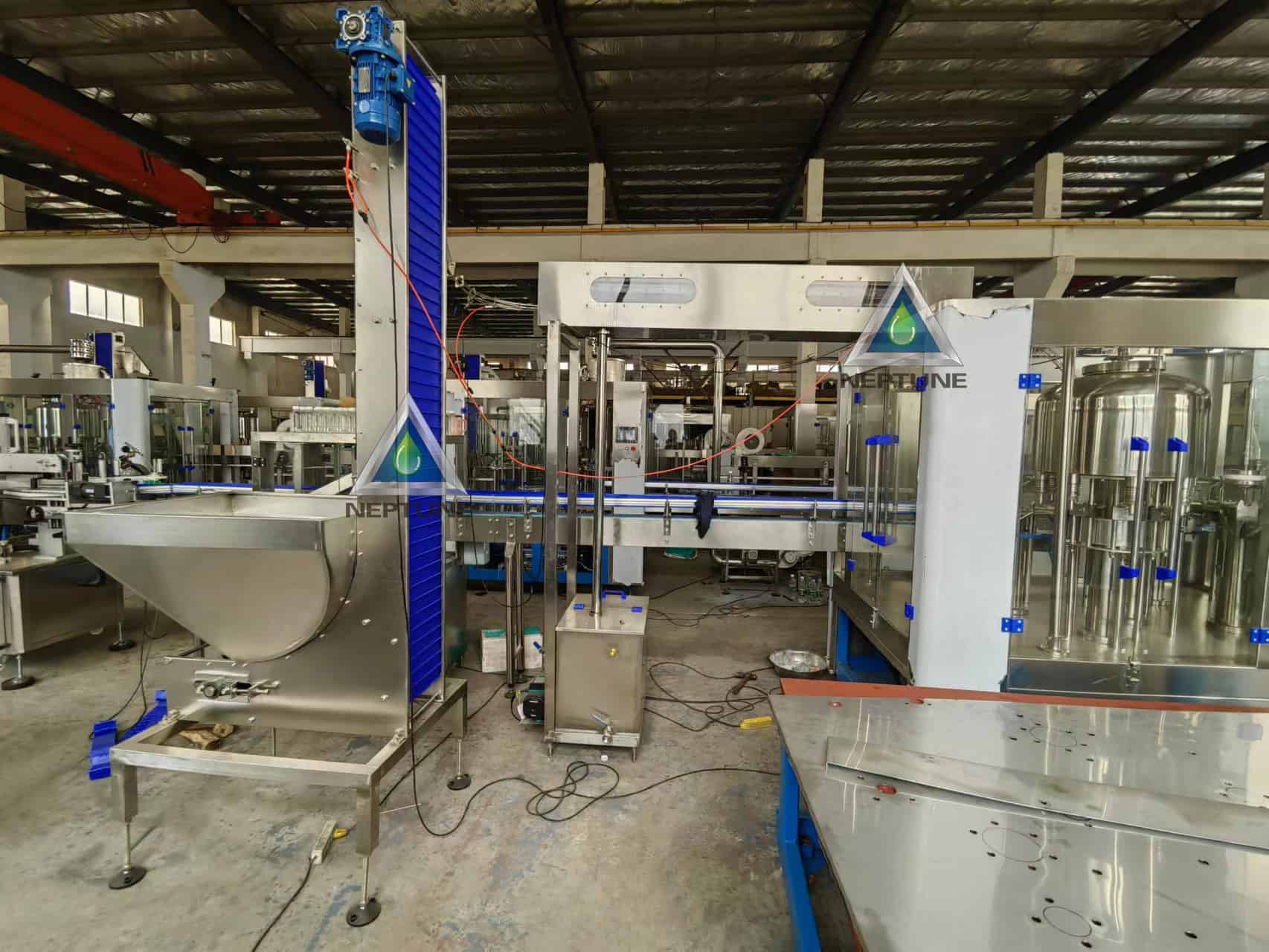 3in1 Mineral Water Bottling Machine 2 automatic cap washing and loading machine for monoblock water bottling machine