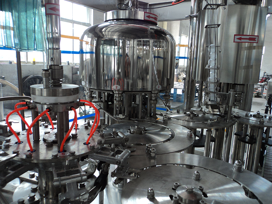 3in1 small scale water bottle filling machine 3 Inside of the 8-8-3 water bottling machine
